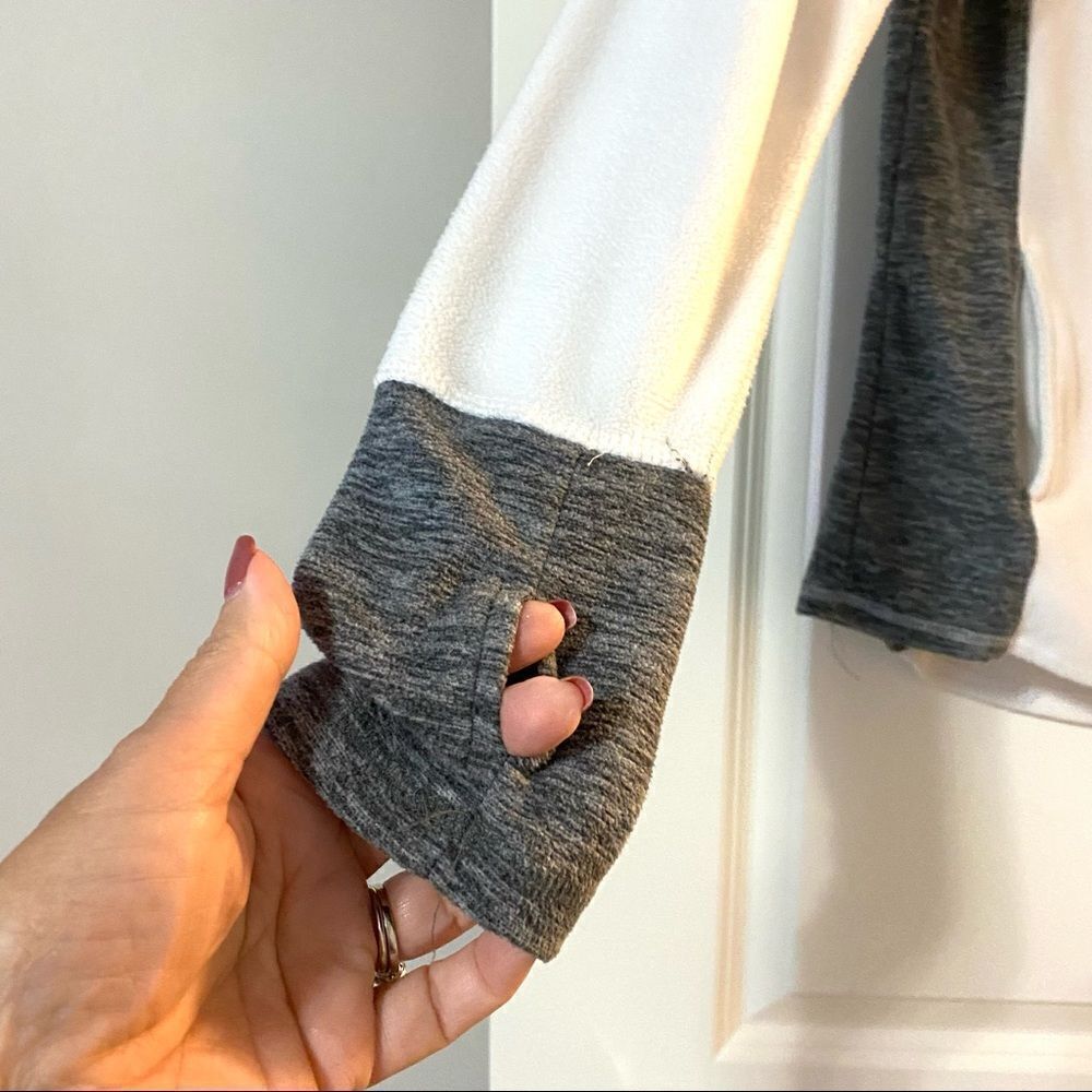 AMERICAN HERITAGE SO Juniors long sleeve pullover fleece. - Picture 5 of 6